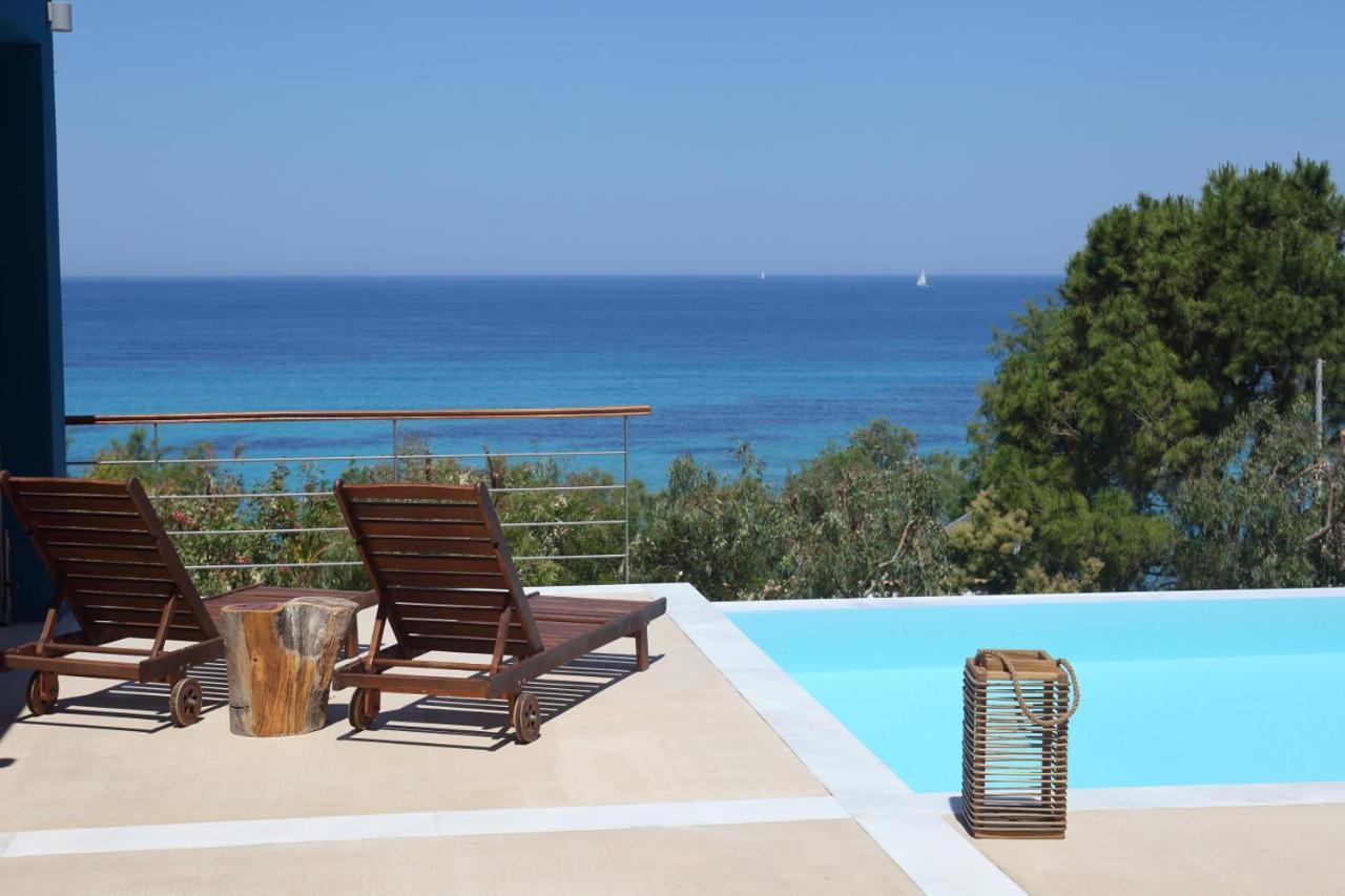 Capro - Milos Bay Villas Áyios Nikítas Buitenkant foto