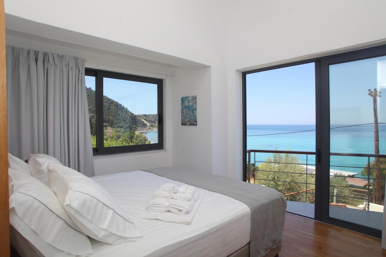 Capro - Milos Bay Villas Áyios Nikítas Buitenkant foto
