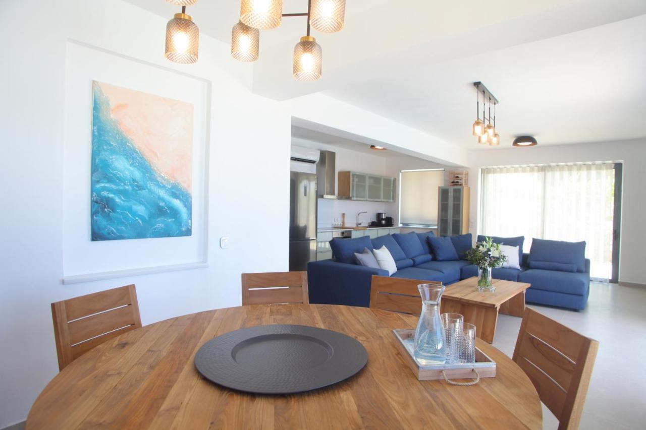 Capro - Milos Bay Villas Áyios Nikítas Buitenkant foto