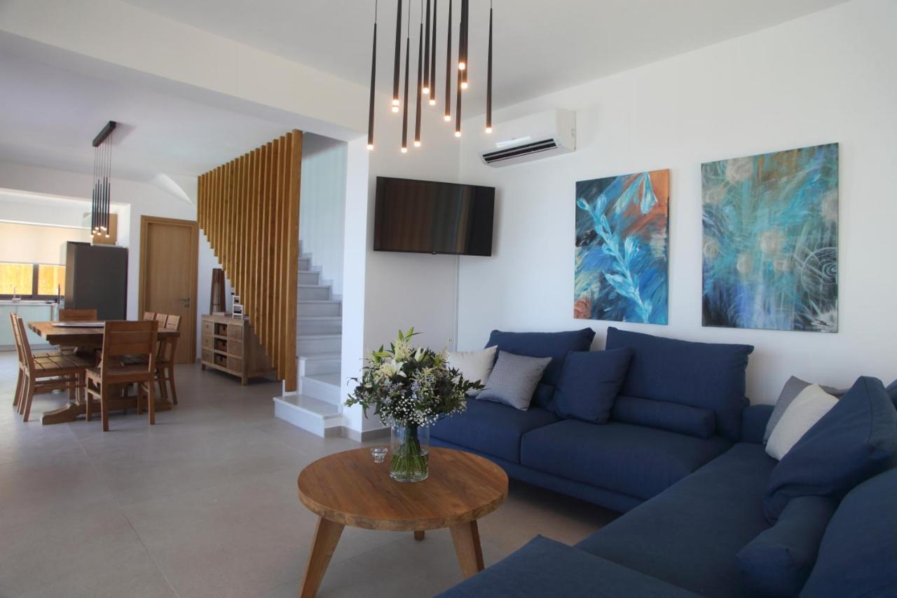 Capro - Milos Bay Villas Áyios Nikítas Buitenkant foto
